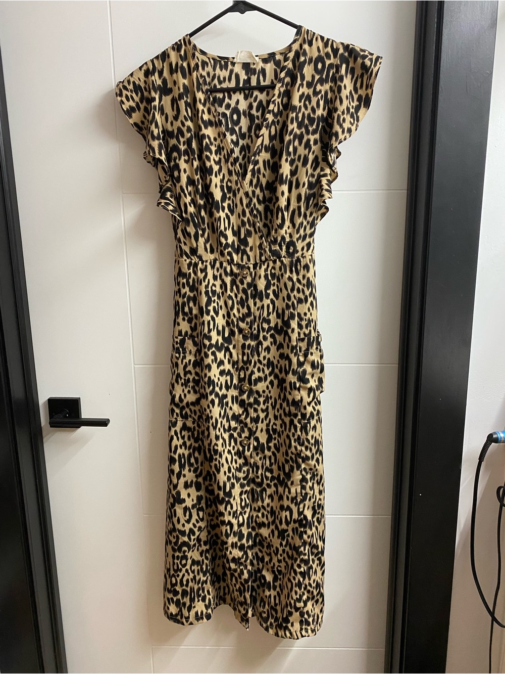 Leopard Print V-Neck Midi Dress - Tan & Black